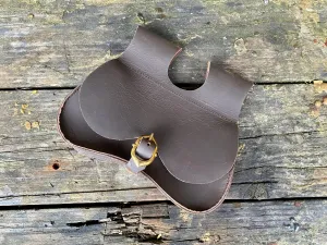 Leather belt pouch with buckle